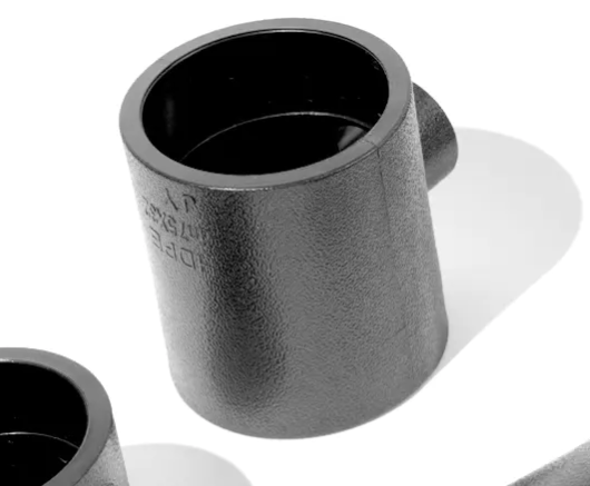 What are the characteristics and advantages of PE pipe fittings?